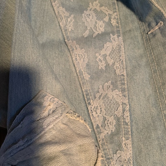 Vintage jean and lace jacket - Picture 4 of 6